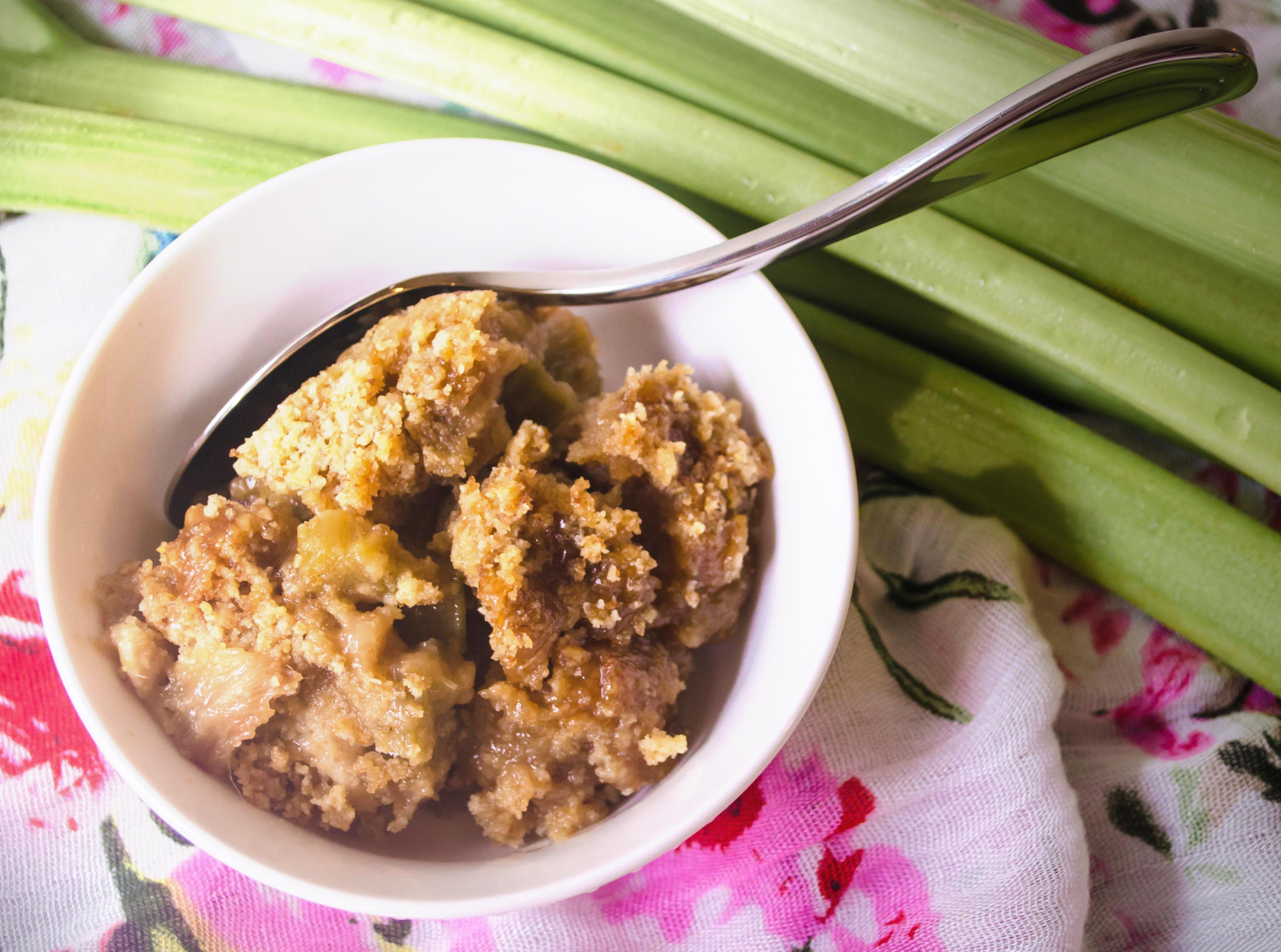 Rhubarb Crumble {gluten-free}
