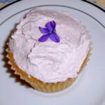 Spring Violet Cupcakes
